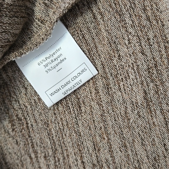 OFEEFAH Women's Taupe Tunic Dress Pockets, Long Sleeves, Crew Neck, Buttons Side - Picture 4 of 5